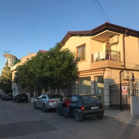 Guest house Zornica In 3*
