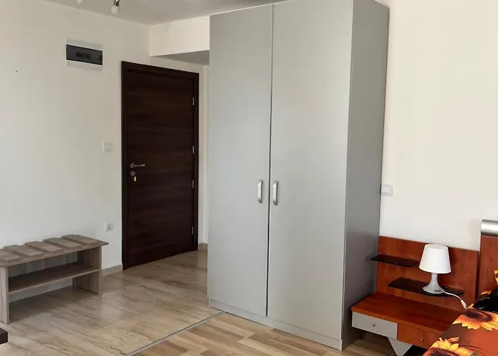 Guest house Zornica In 3*